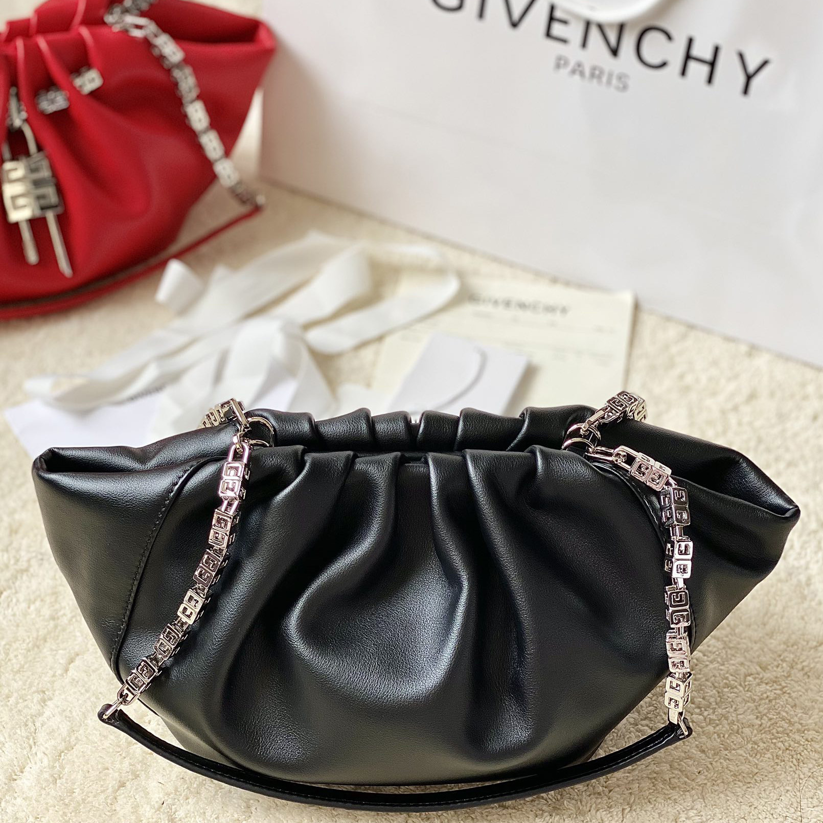 Givenchy Small Kenny Bag In Smooth Leather - Black(32-22-17cm) - DesignerGu