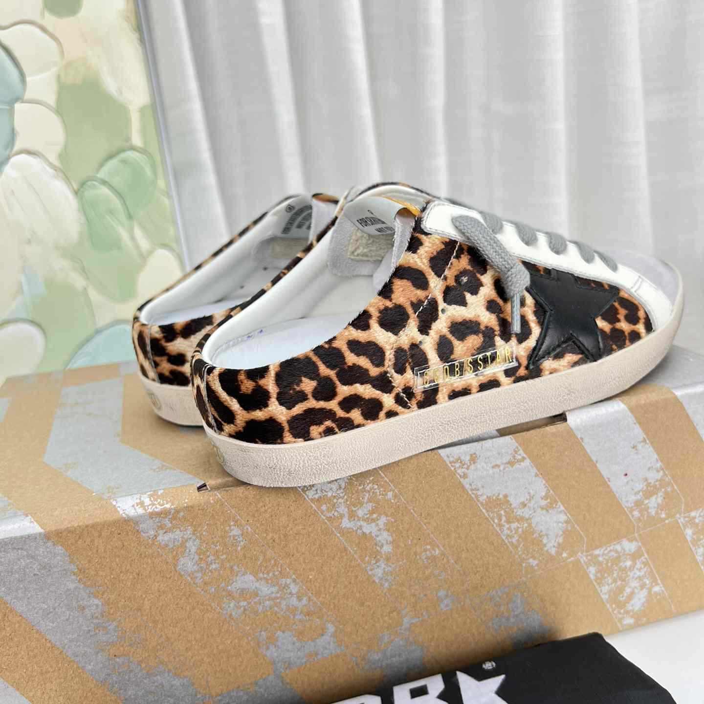 Golden Goose Super-Star Sabots In Leopard-Print Pony Skin With Black Leather Star And Ice-Gray Suede Tongue - DesignerGu