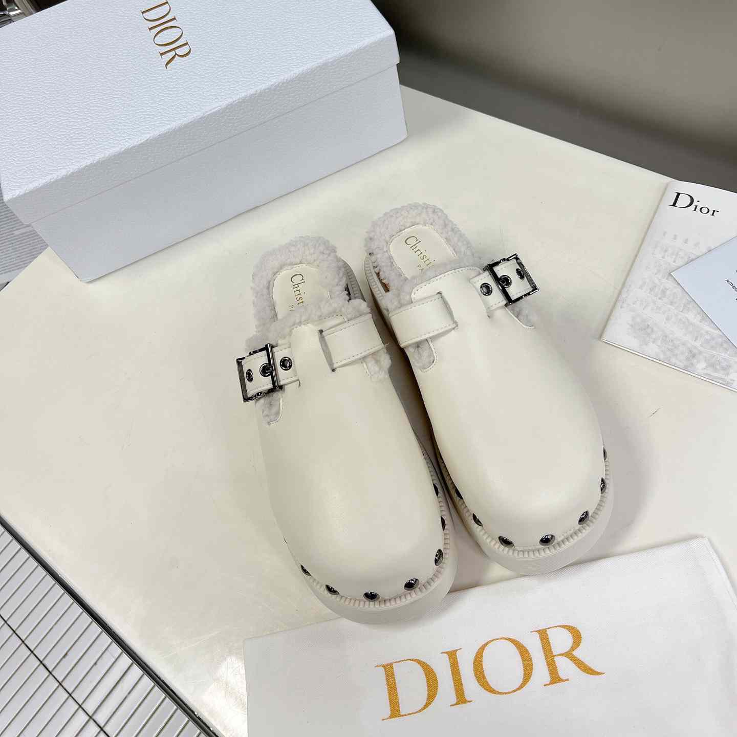 Dior Diorquake Clog - DesignerGu