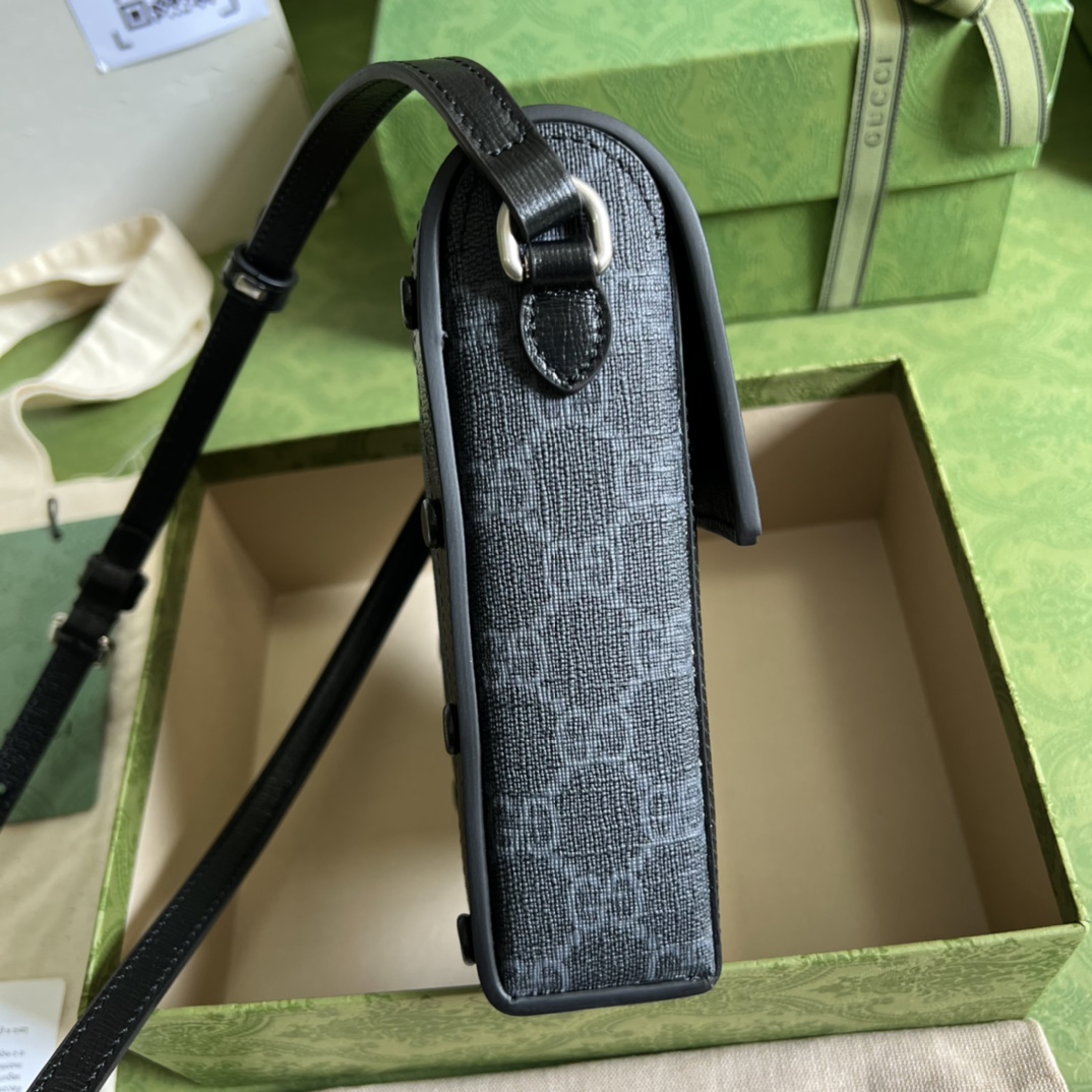 Gucci Black Mini GG Supreme Pouch(11.5-17-4cm) - DesignerGu