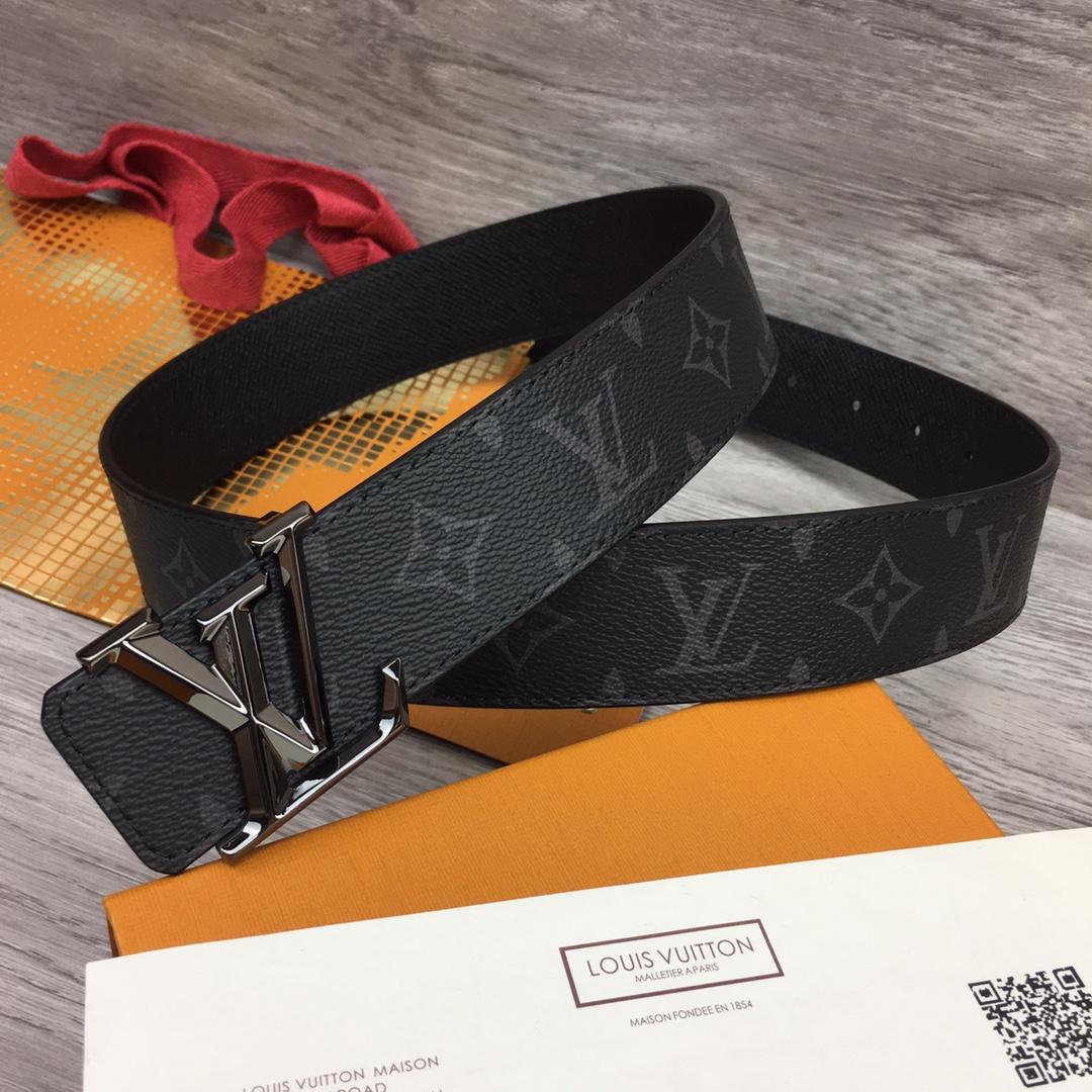 Louis Vuitton LV Pyramide 40mm Reversible - DesignerGu