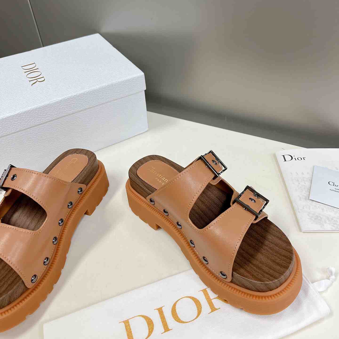 Dior Diorquake Strap Sandal - DesignerGu