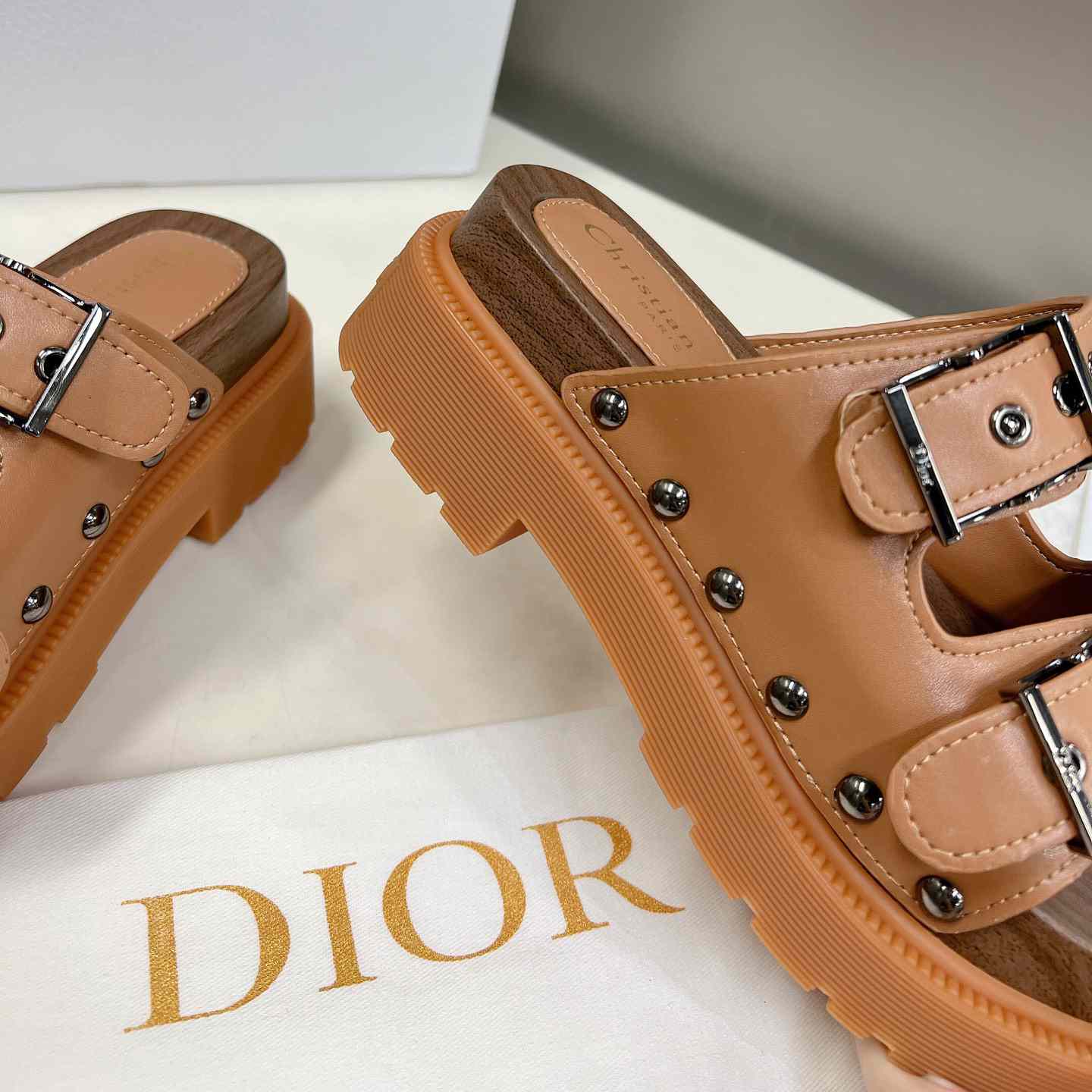 Dior Diorquake Strap Sandal - DesignerGu