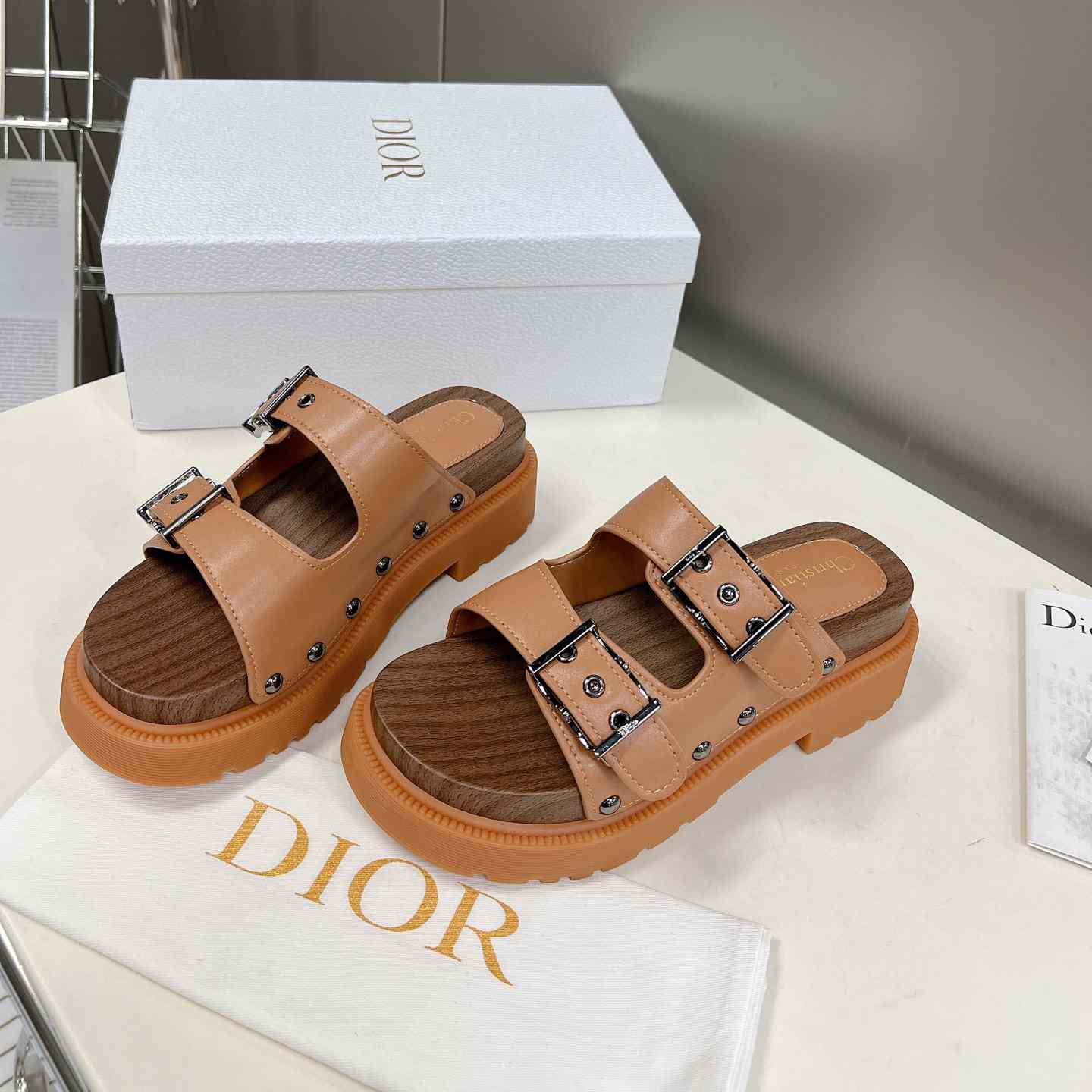 Dior Diorquake Strap Sandal - DesignerGu