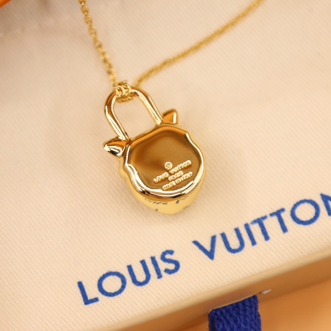 Louis Vuitton My LV Tiger Necklace     M00595 - DesignerGu