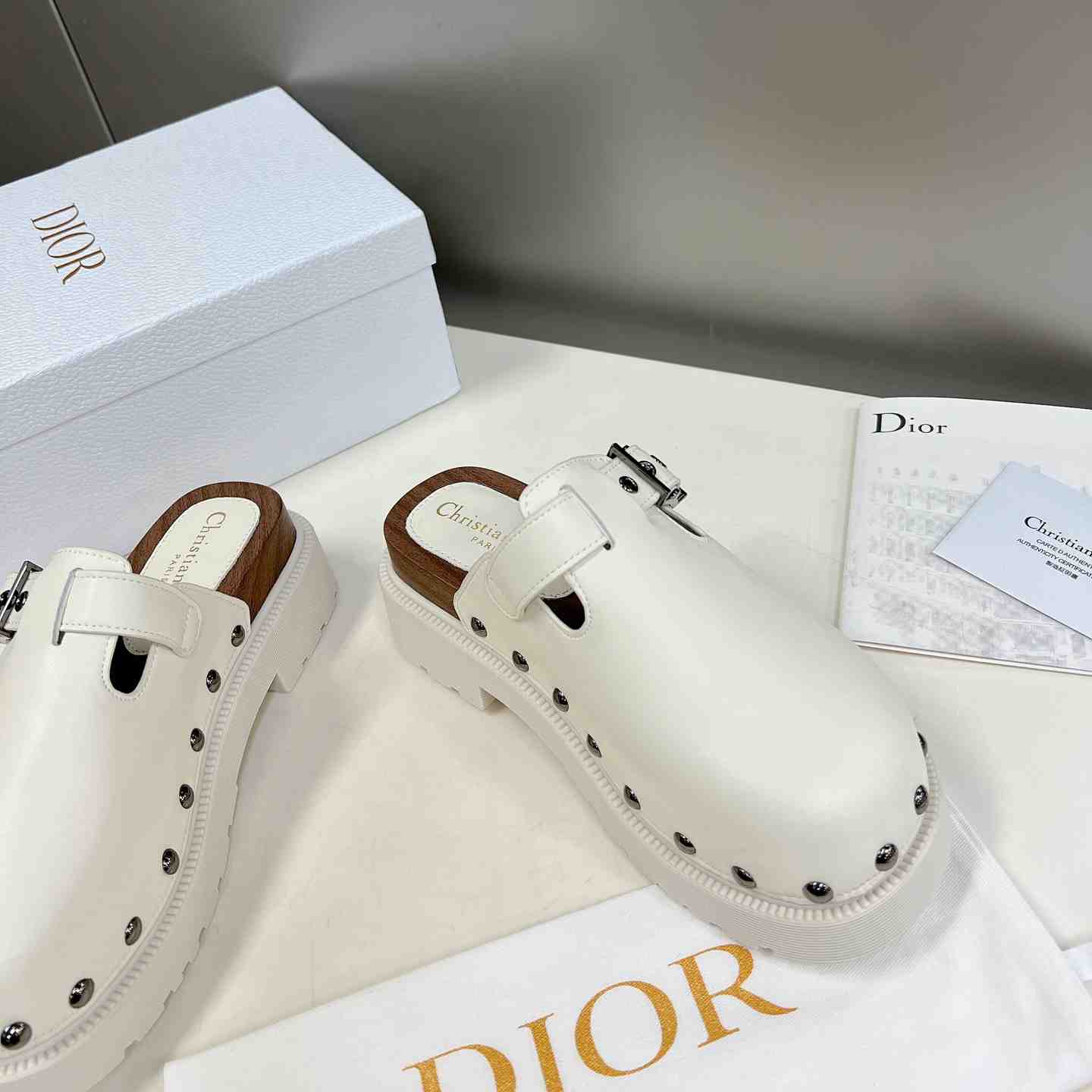 Dior Diorquake Clog - DesignerGu