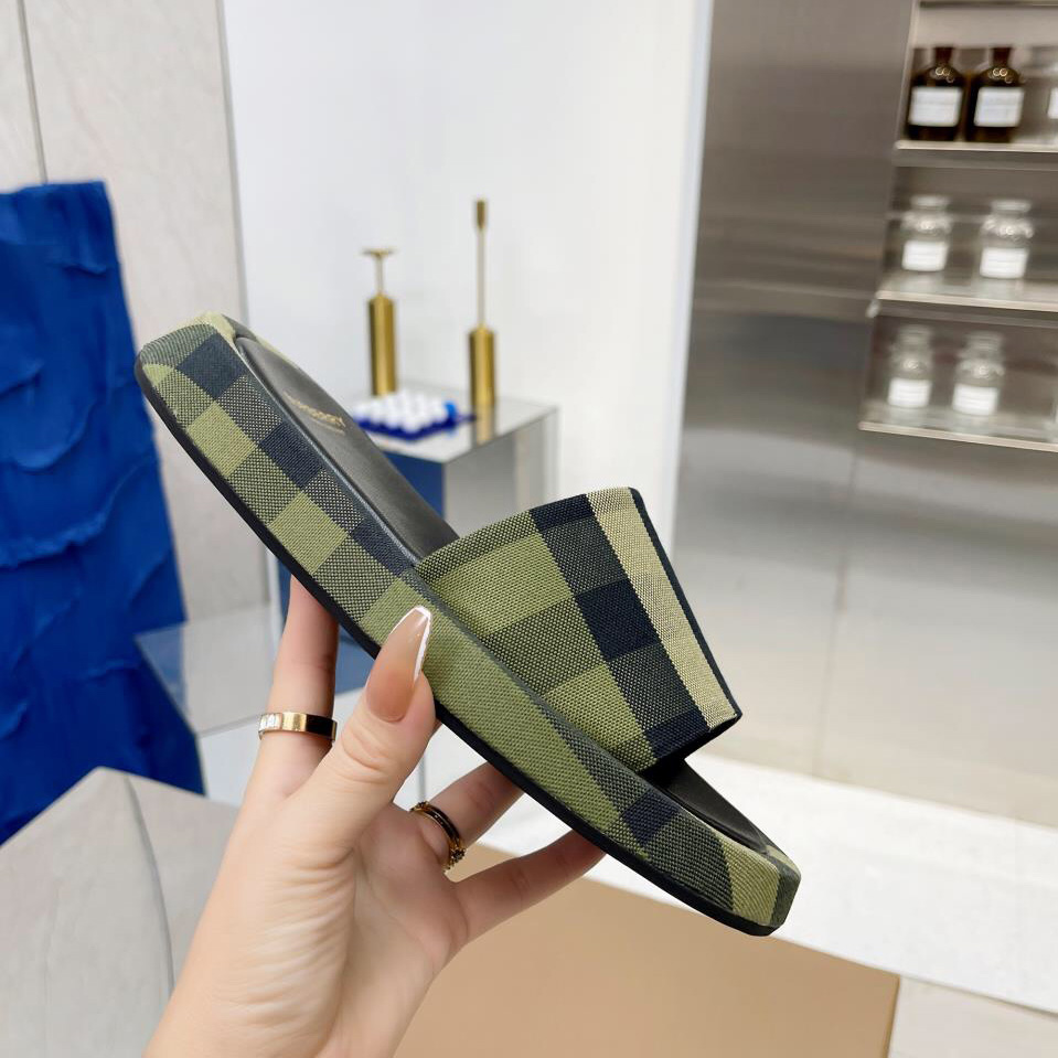 Burberry Check Cotton Slides - DesignerGu