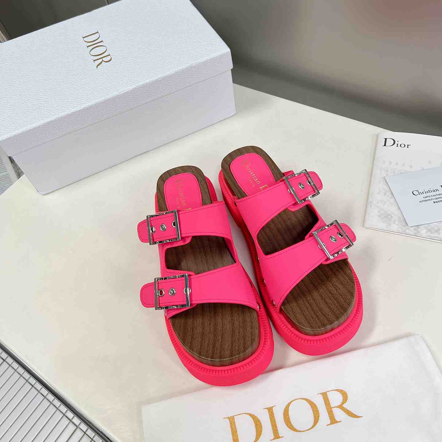 Dior Diorquake Strap Sandal - DesignerGu