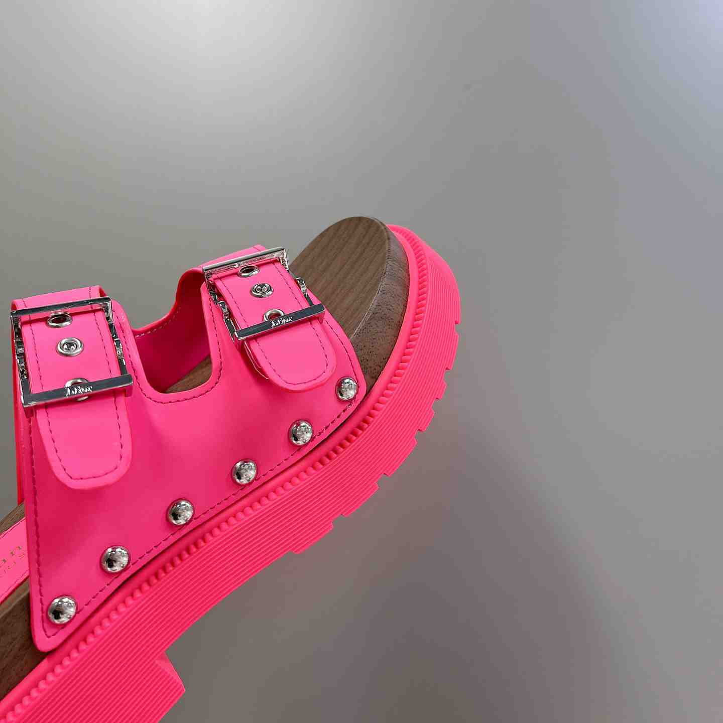 Dior Diorquake Strap Sandal - DesignerGu