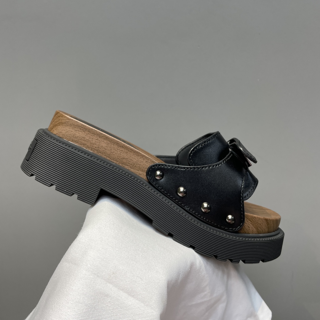 Dior Diorquake Strap Slide - DesignerGu