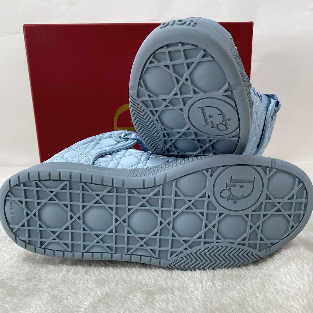 Dior “CD Icon” Sneaker - DesignerGu