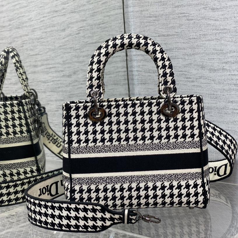 Dior Medium Lady D-Lite Bag   24cm - DesignerGu