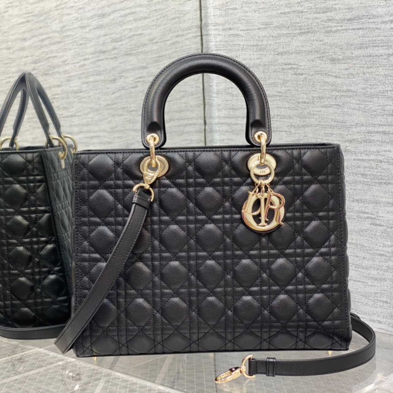 Dior Large Lady Dior Bag   (32-12-24cm)M0567 - DesignerGu