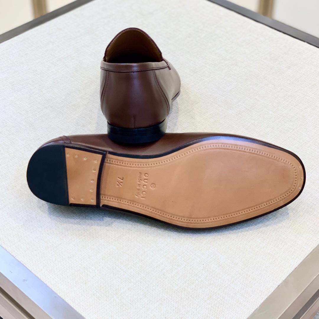 Gucci Men's Loafer With Horsebit - DesignerGu