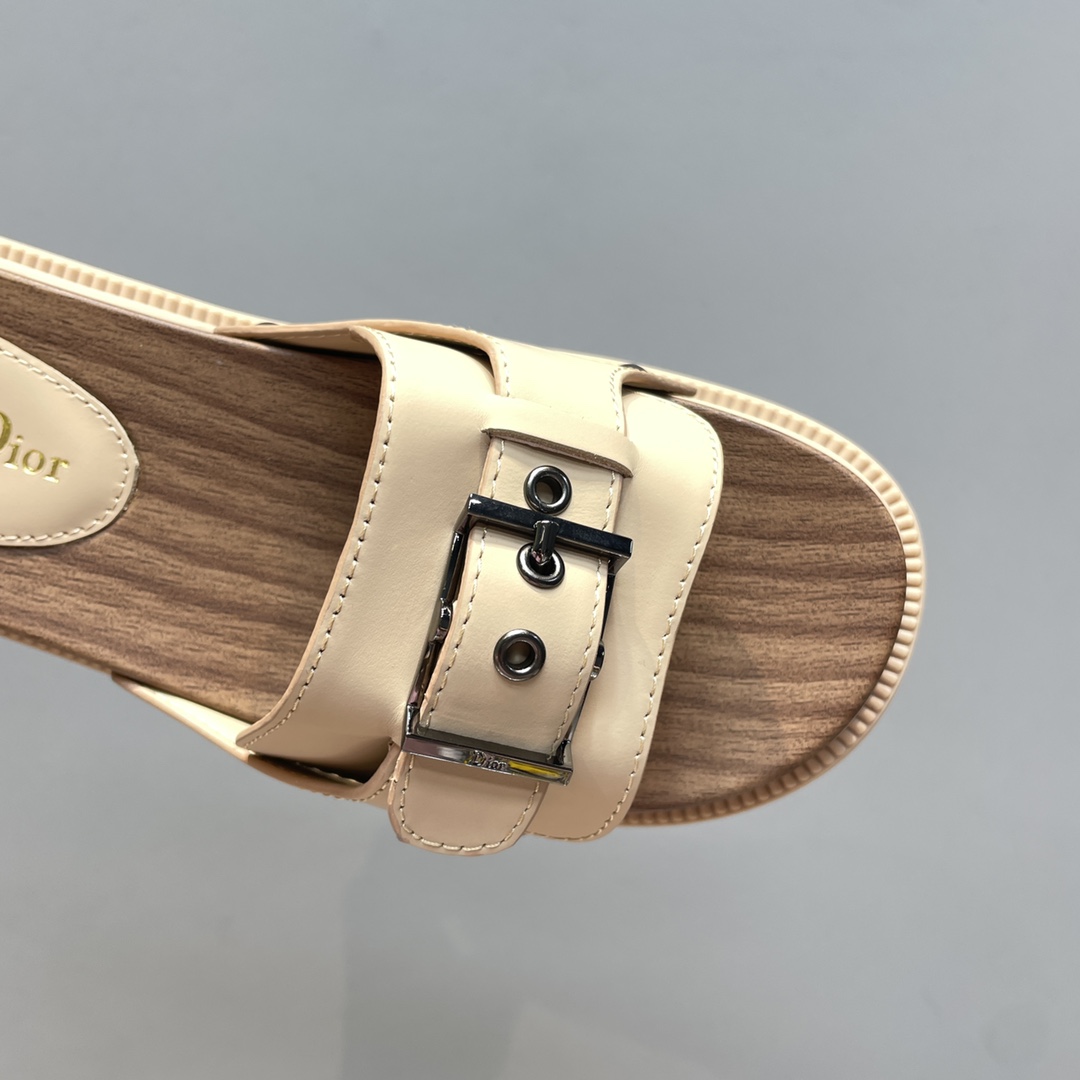 Dior Diorquake Strap Slide - DesignerGu