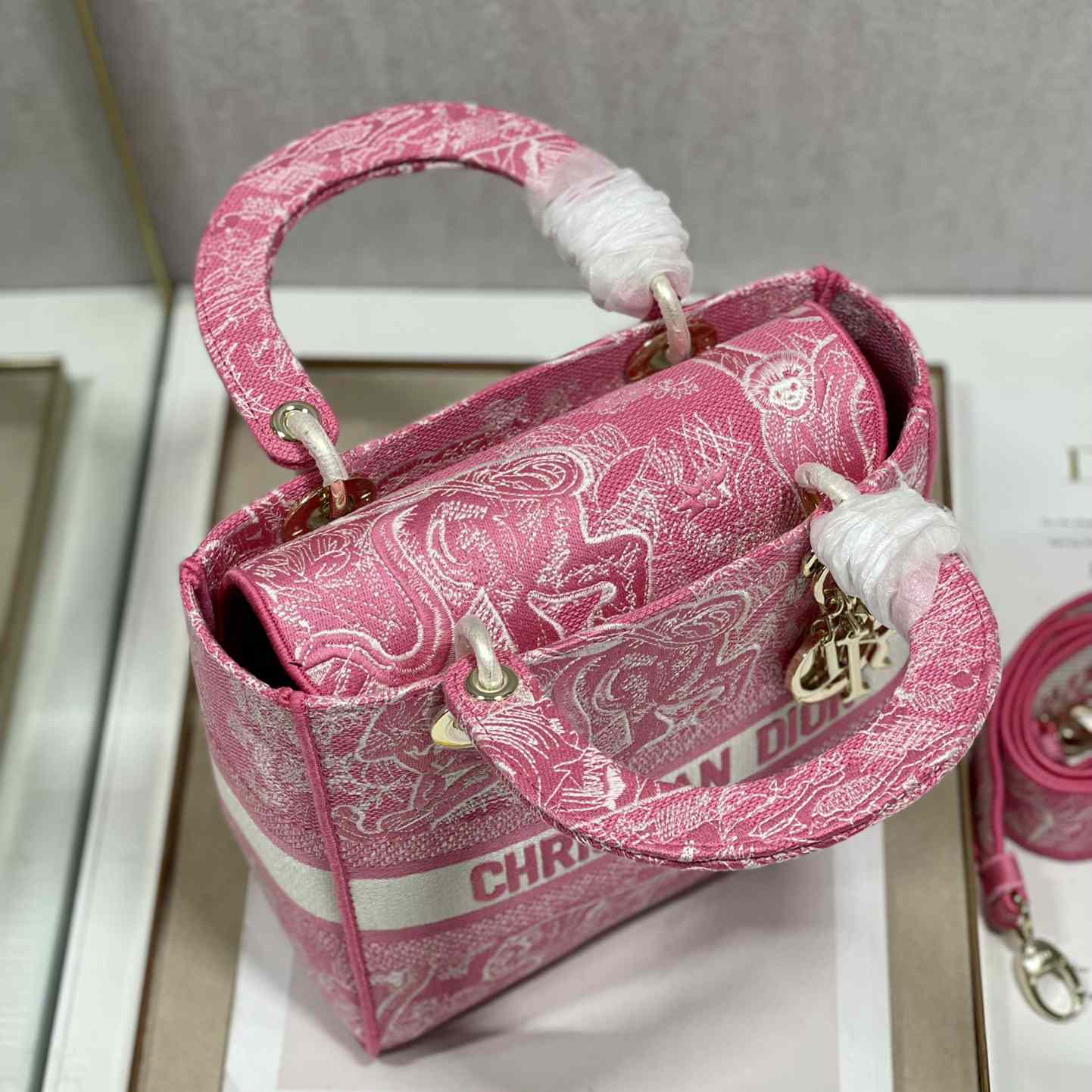 Dior Medium Lady D-Lite Bag(24-20-11cm) - DesignerGu