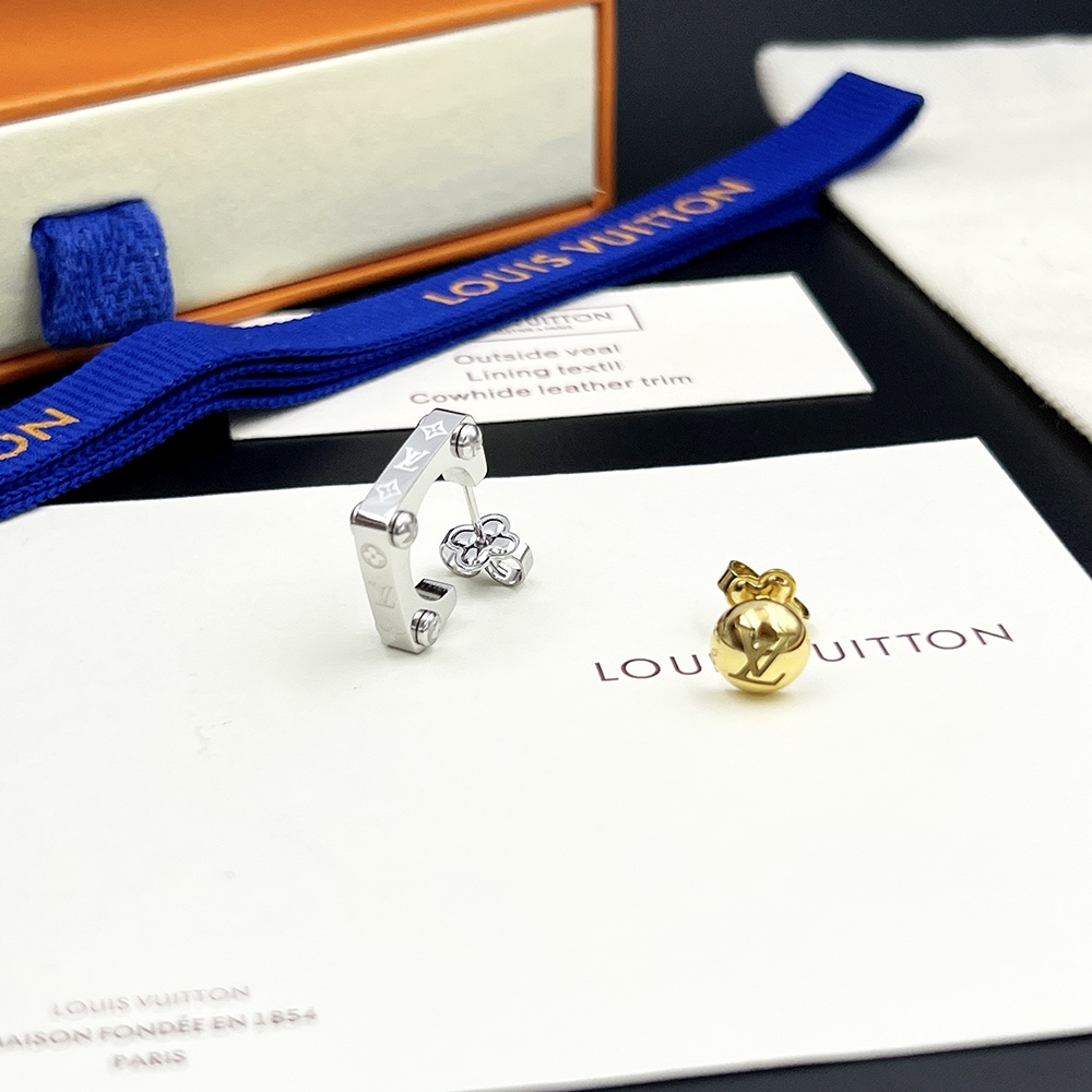 Louis Vuitton Monogram Bold Earrings   M00700 - DesignerGu