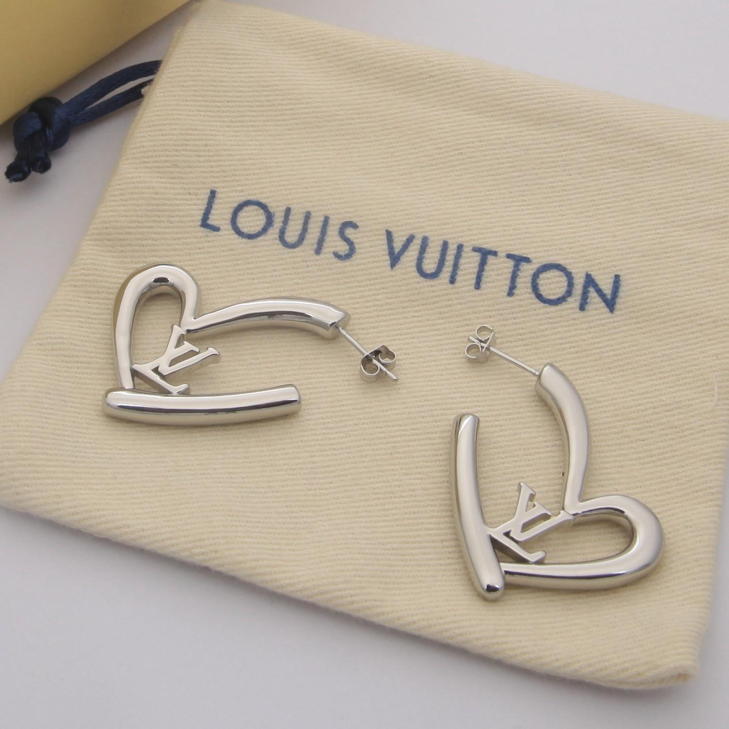 Louis Vuitton Fall in Love Earrings PM    M00463 - DesignerGu