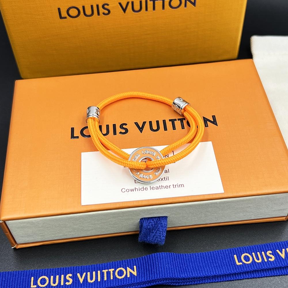 Louis VuittonLV Disc Bracelet    M00654 - DesignerGu