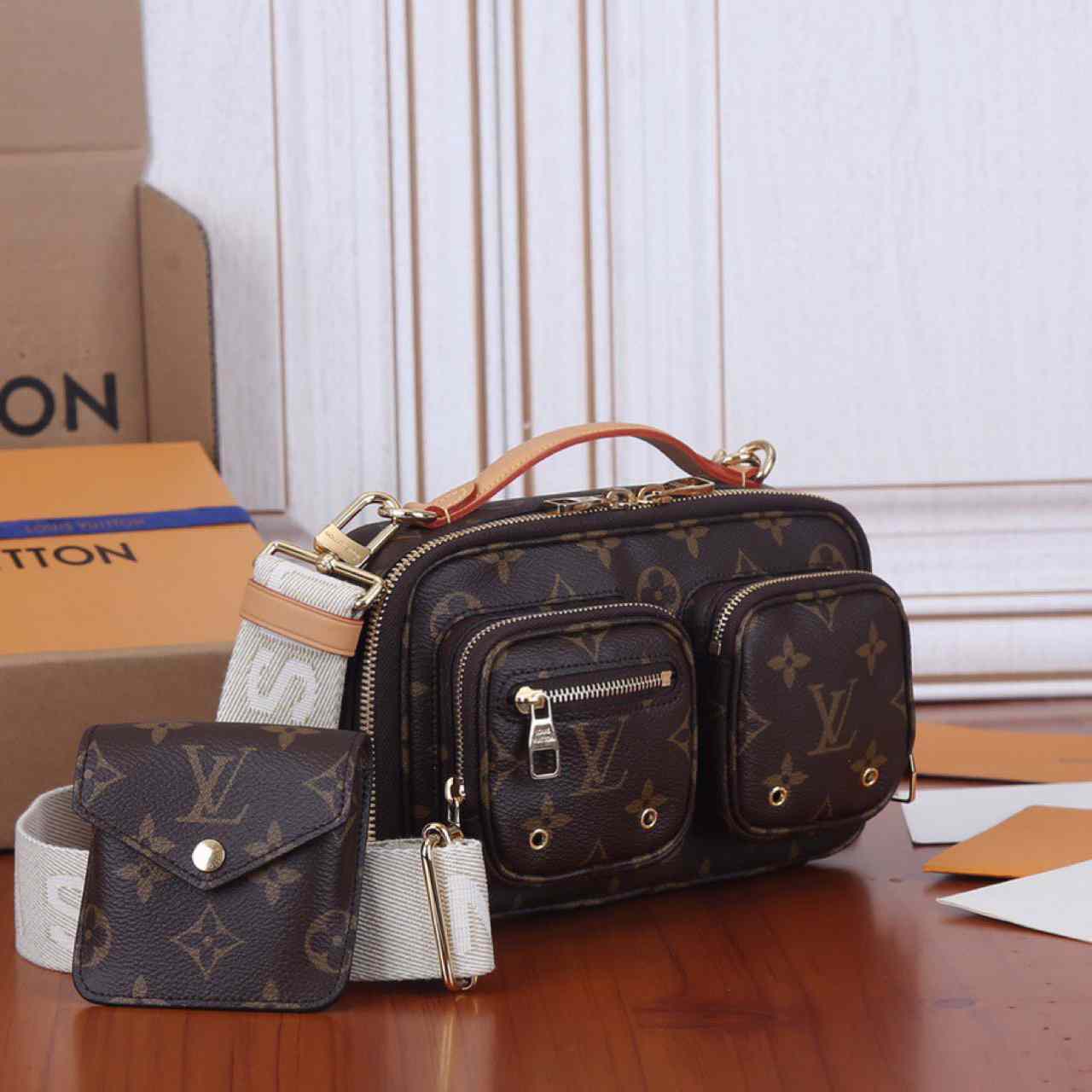 Louis Vuitton Utility Crossbody(18-11-10cm)   M80446 - DesignerGu