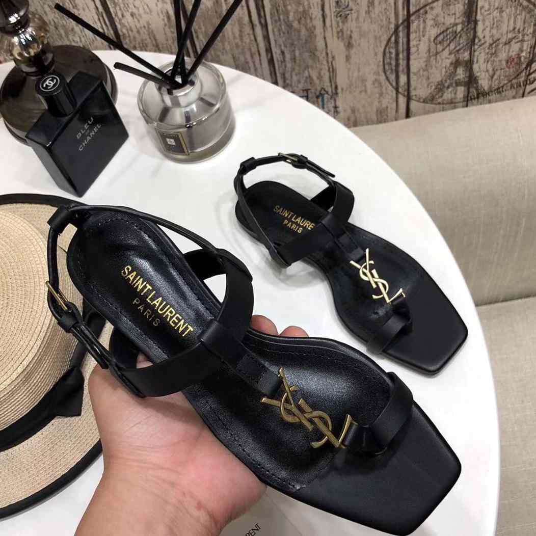 Saint Laurent Cassandra Flat Sandals In Smooth Leather With Gold-Tone Monogram - DesignerGu