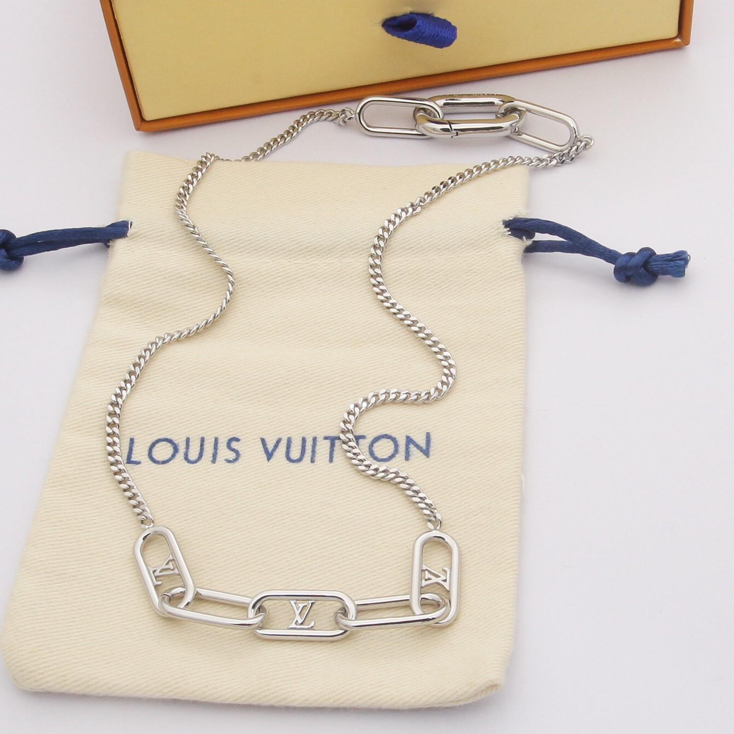 Louis Vuitton Mini Signature Chain Necklace   M00324 - DesignerGu