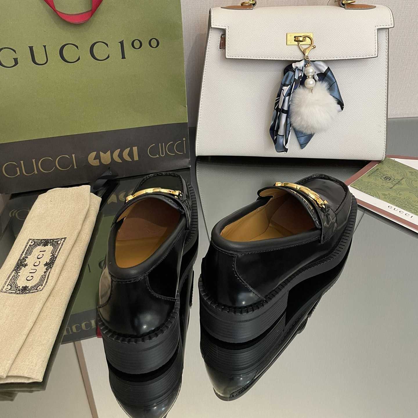 Gucci Women's Loafer With Interlocking G - DesignerGu