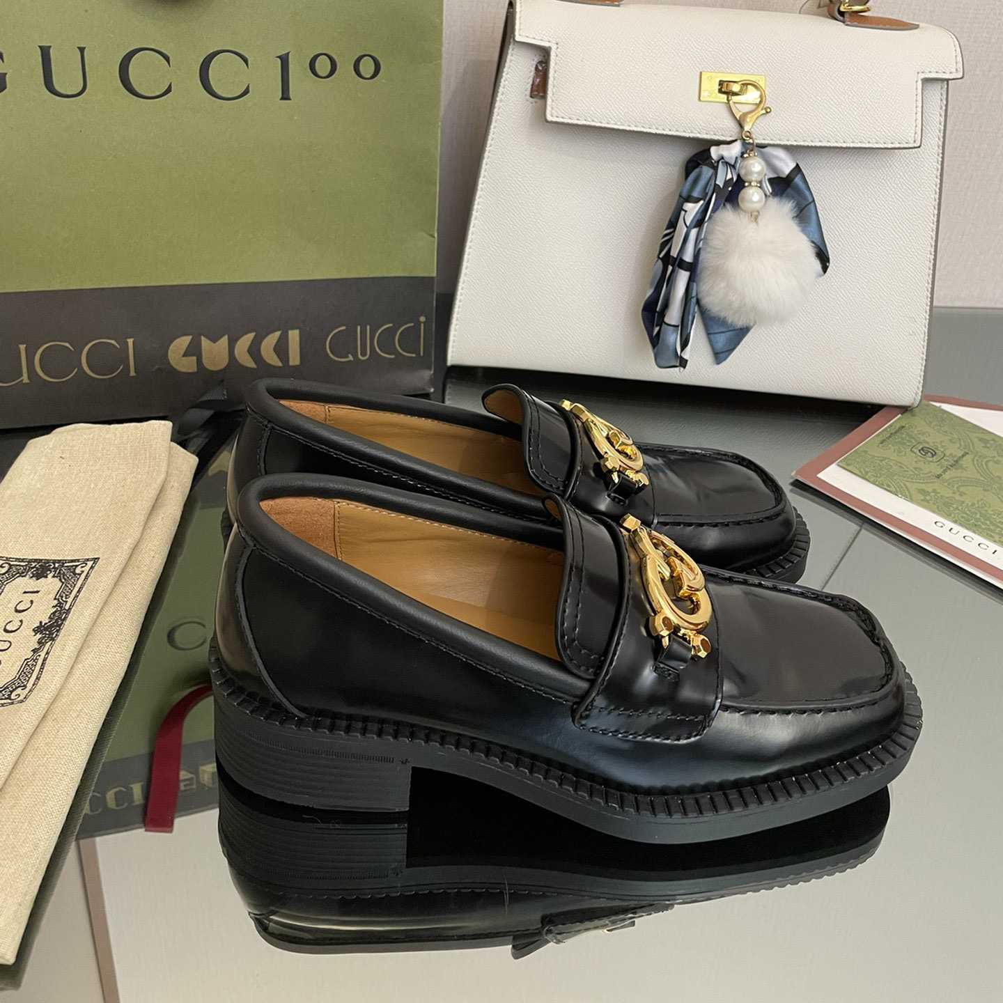 Gucci Women's Loafer With Interlocking G - DesignerGu