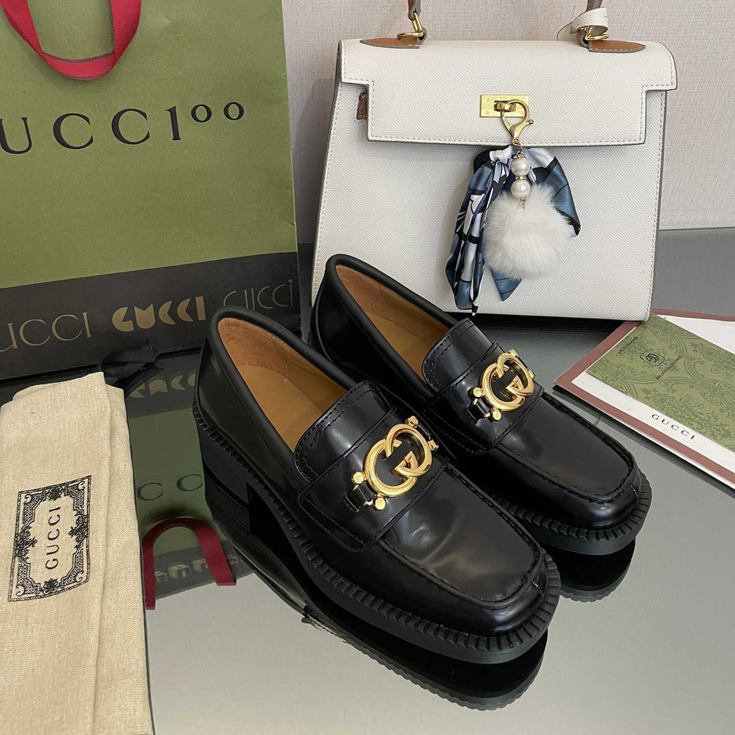 Gucci Women's Loafer With Interlocking G - DesignerGu