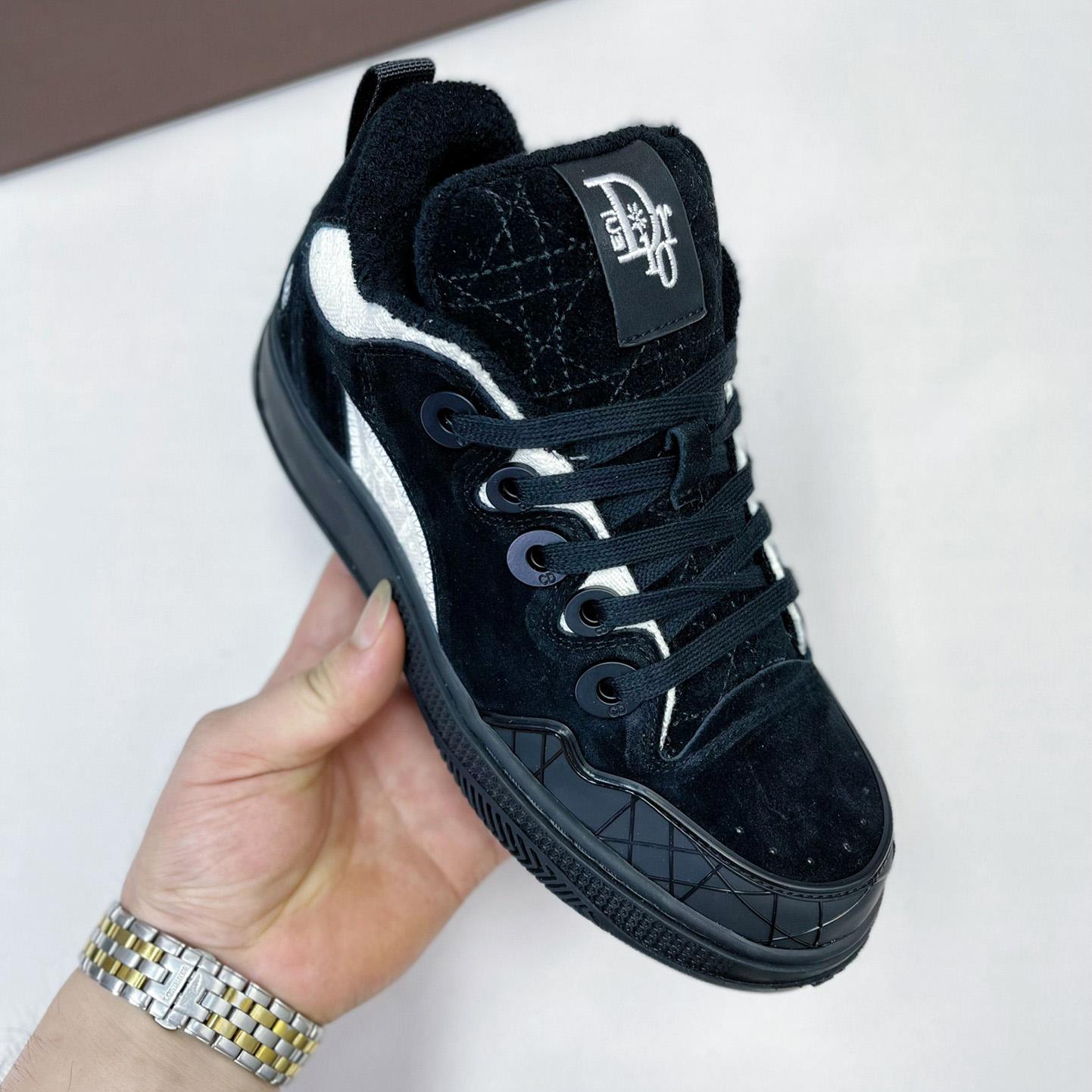 Dior “CD Icon” Sneaker - DesignerGu