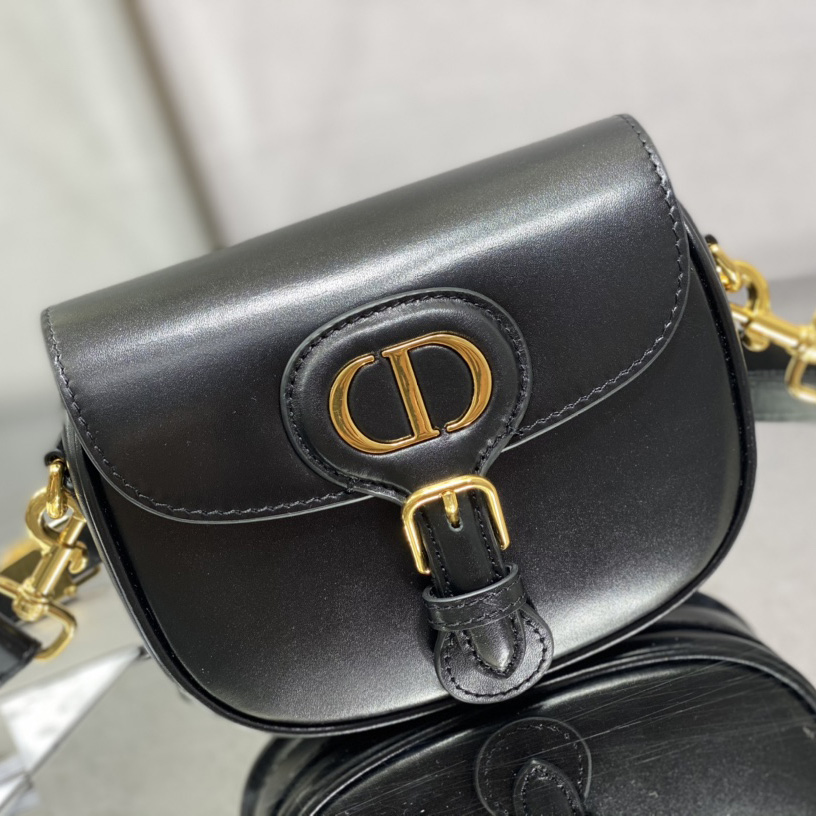 Dior Small Dior Bobby Bag(18-14-5cm) - DesignerGu