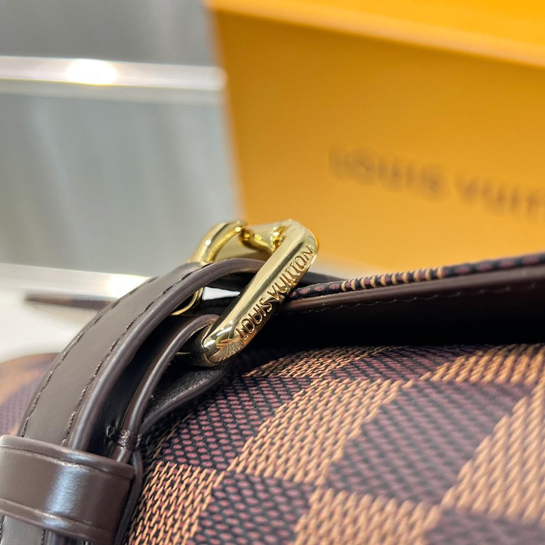 Louis Vuitton  3 Watch Case    - DesignerGu