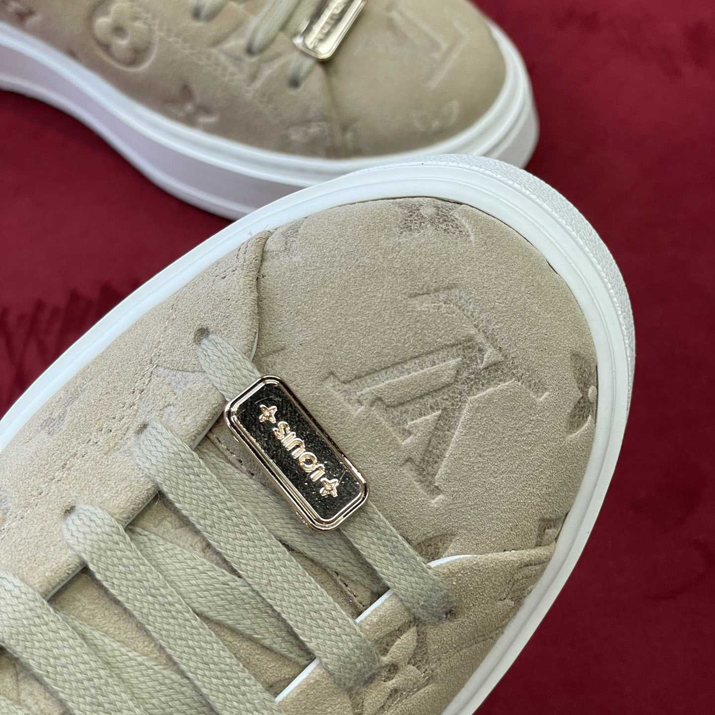 Louis Vuitton Time Out Sneakers (upon uk size)    1AADZ9 - DesignerGu