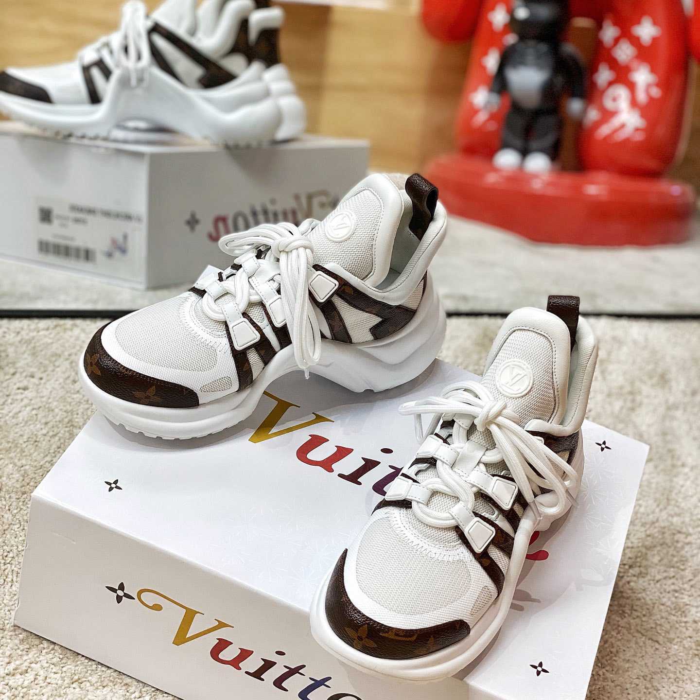 Louis Vuitton LV Archlight Sneaker      (upon uk size) - DesignerGu