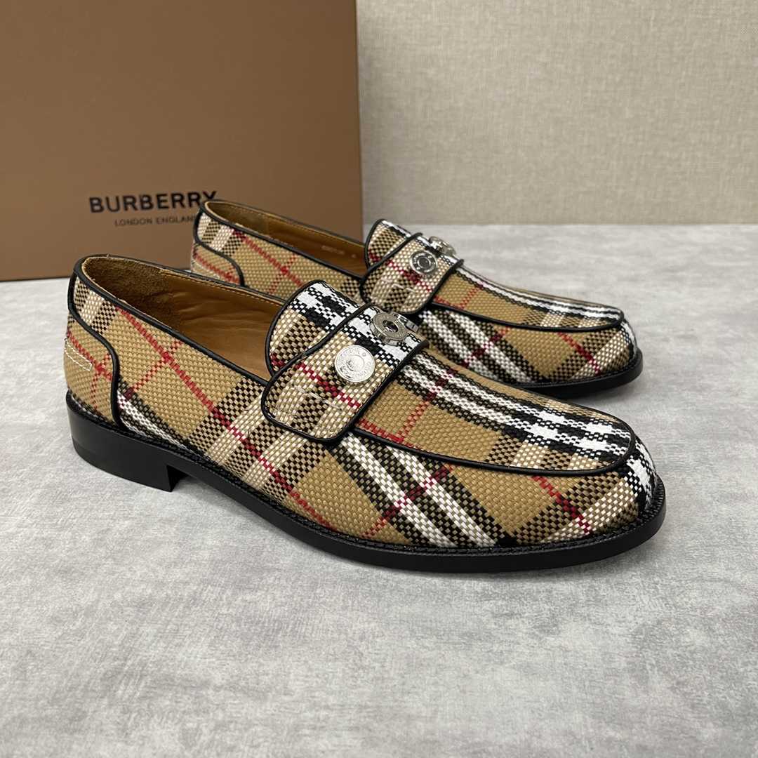 Burberry Moorley Check Loafers - DesignerGu