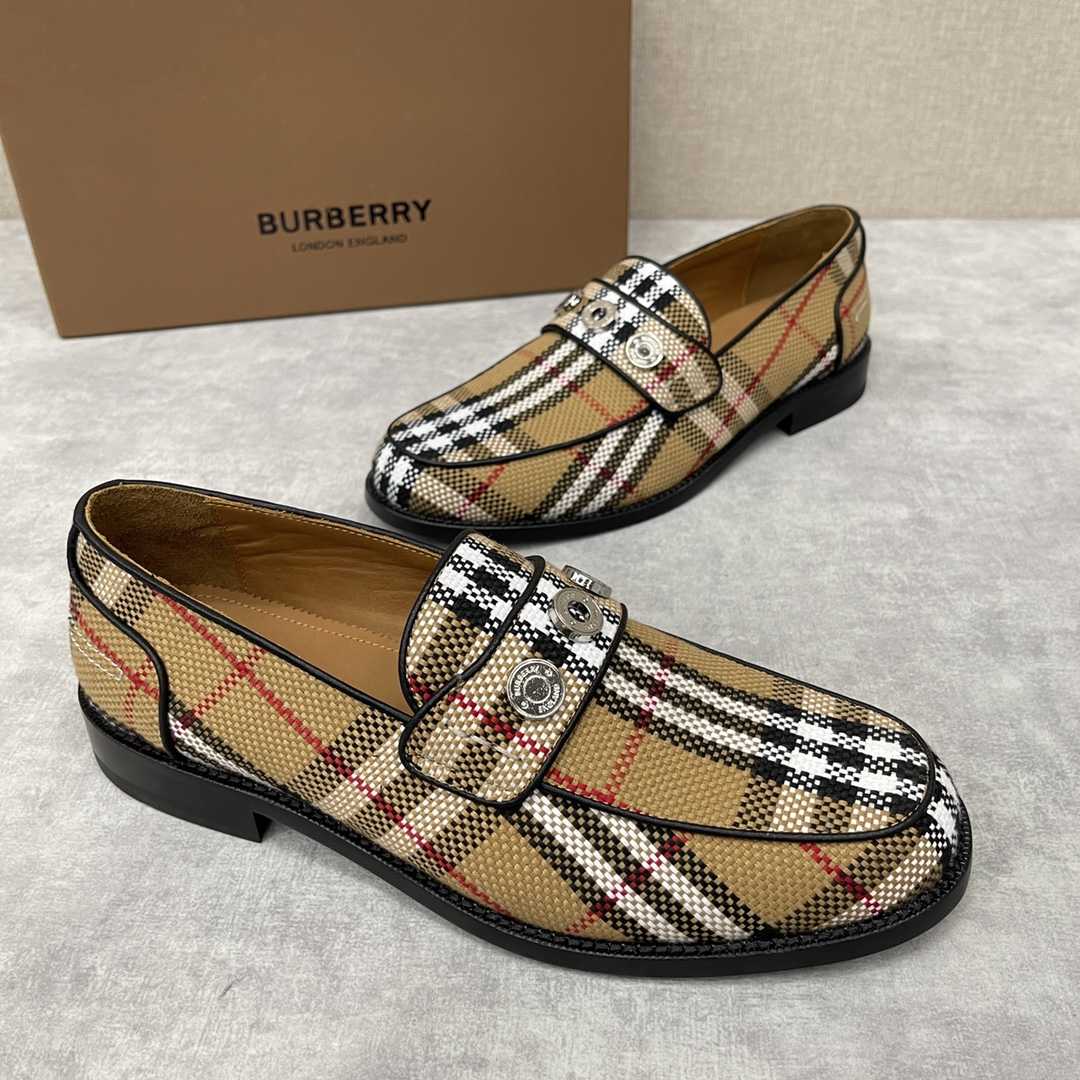 Burberry Moorley Check Loafers - DesignerGu