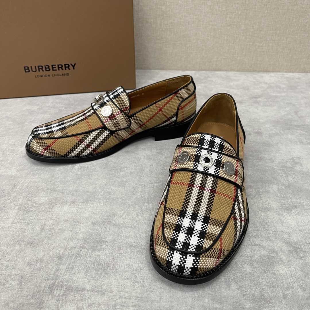 Burberry Moorley Check Loafers - DesignerGu