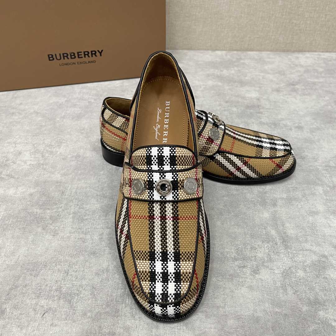 Burberry Moorley Check Loafers - DesignerGu