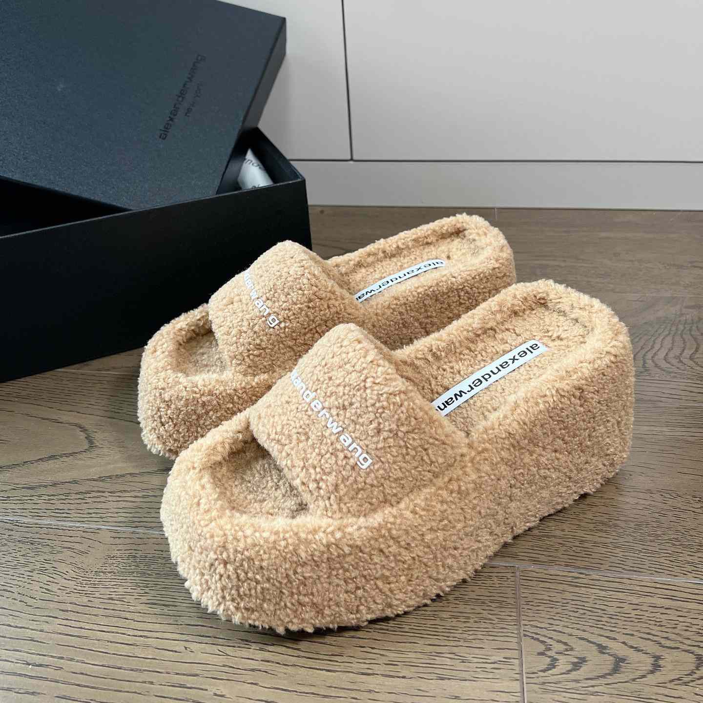 Alexander Wang Slide - DesignerGu