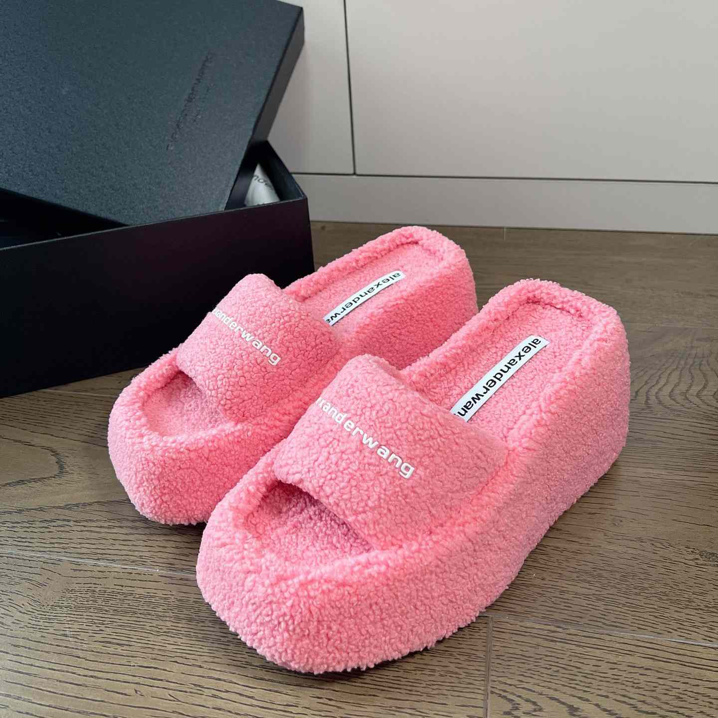 Alexander Wang Slide - DesignerGu