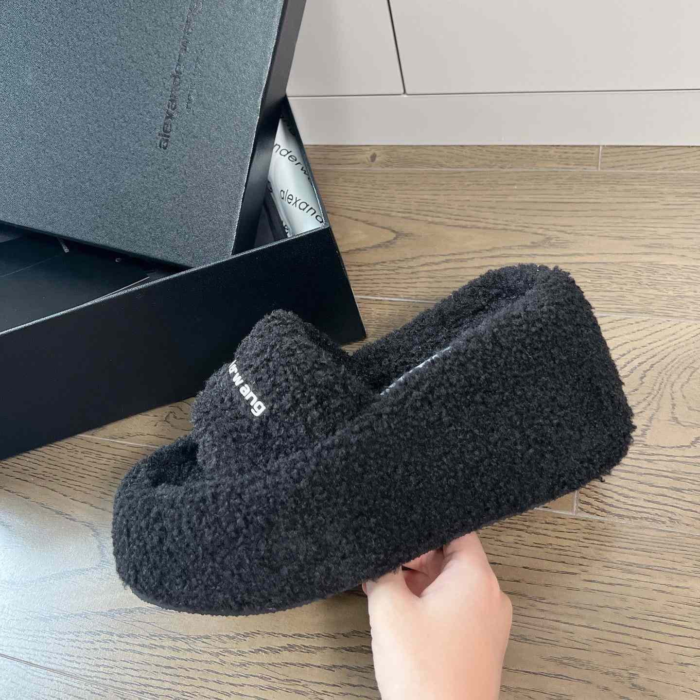 Alexander Wang Slide - DesignerGu