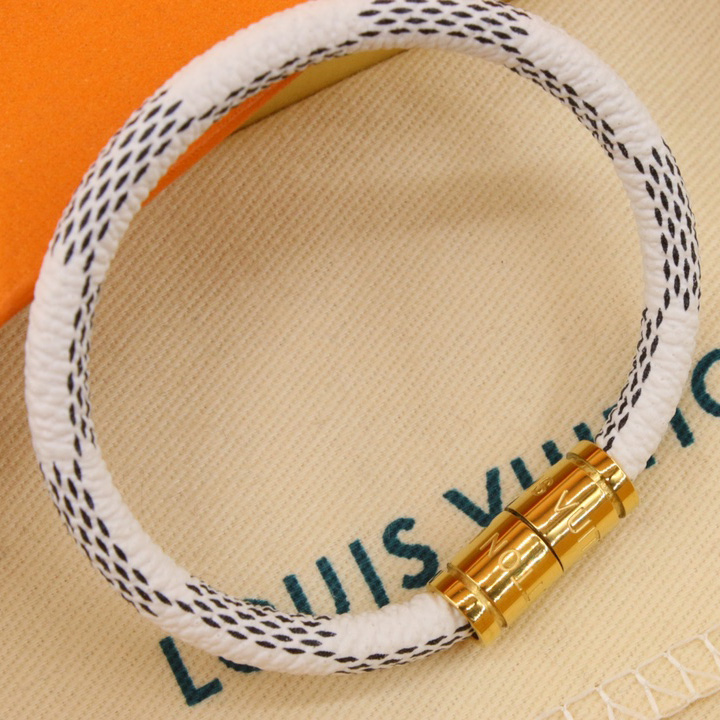 Louis Vuitton LV Confidential Bracelet - DesignerGu