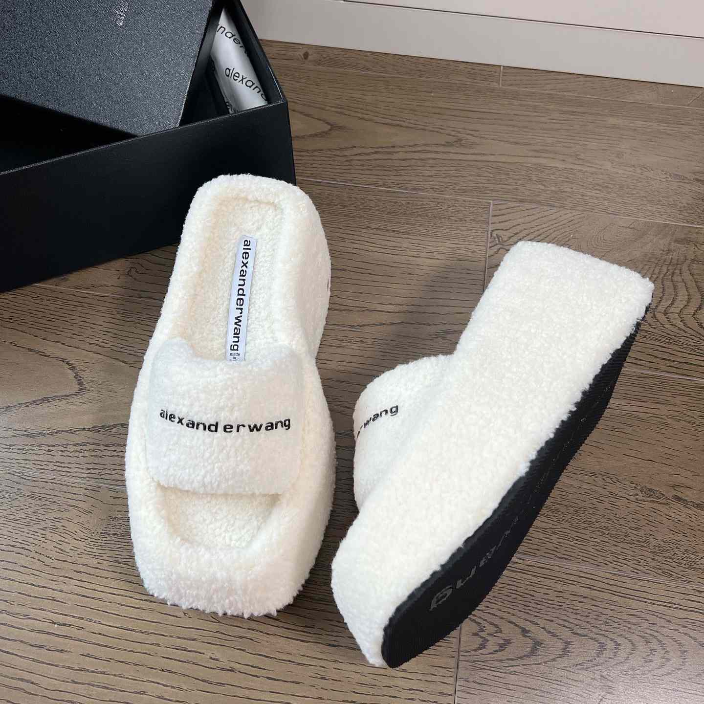 Alexander Wang Slide - DesignerGu