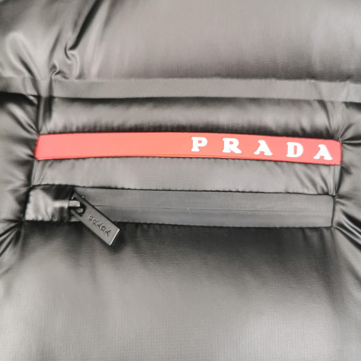 Prada Light Nylon Down Vest - DesignerGu