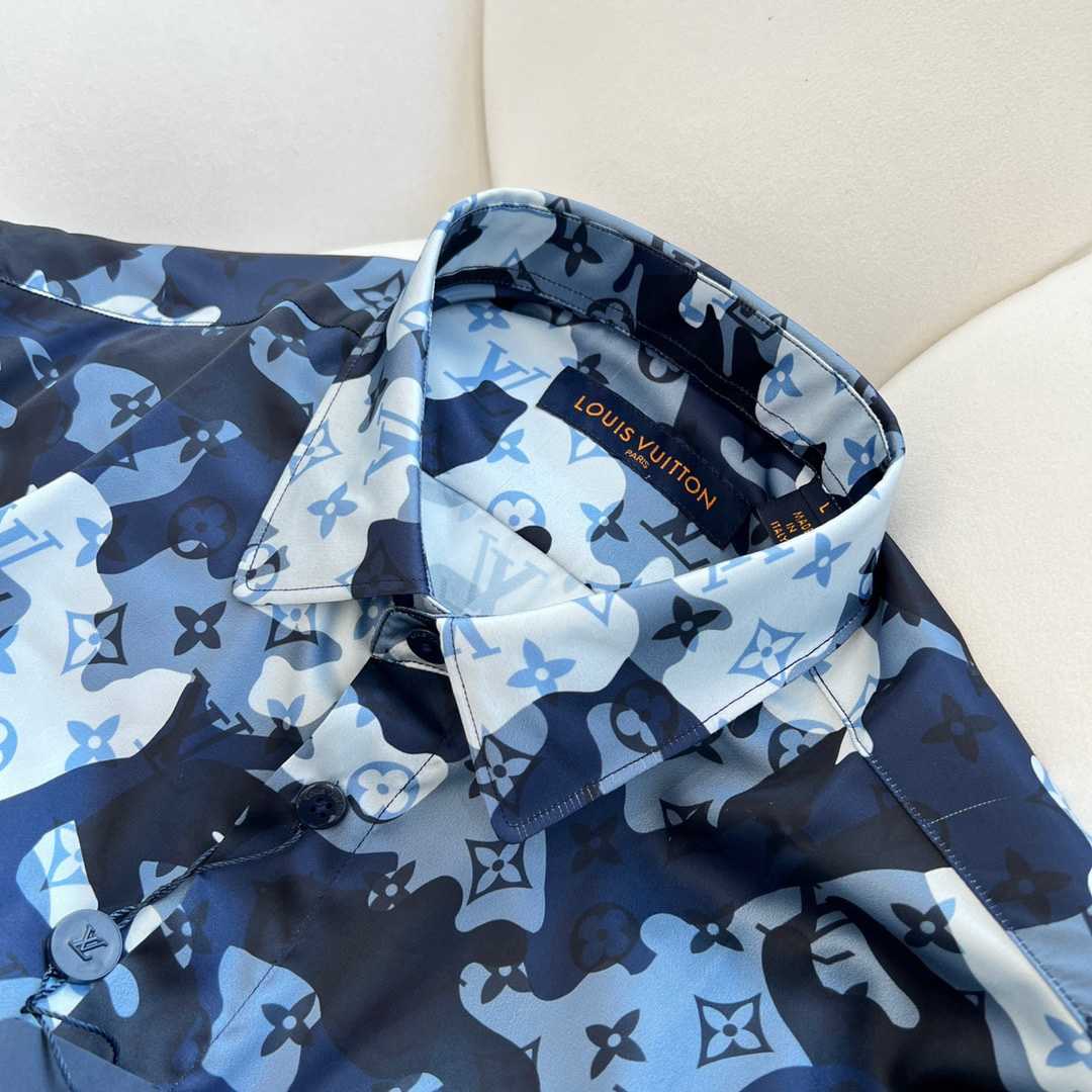 Louis Vuitton Camo Regular Silk Shirt   1A7XVH - DesignerGu