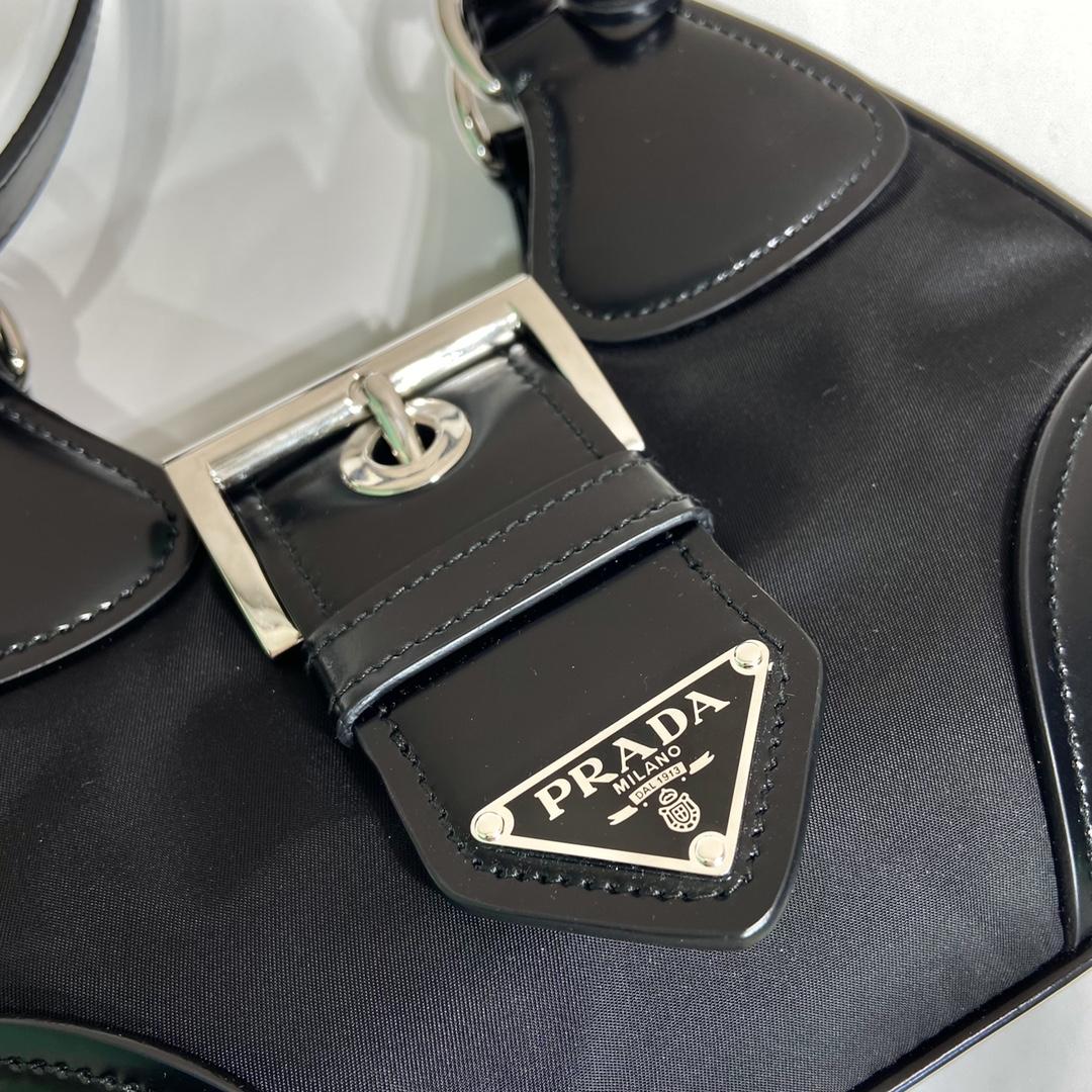 Prada Moon Re-Nylon And Leather Bag(22.5-16-7.5cm) - DesignerGu