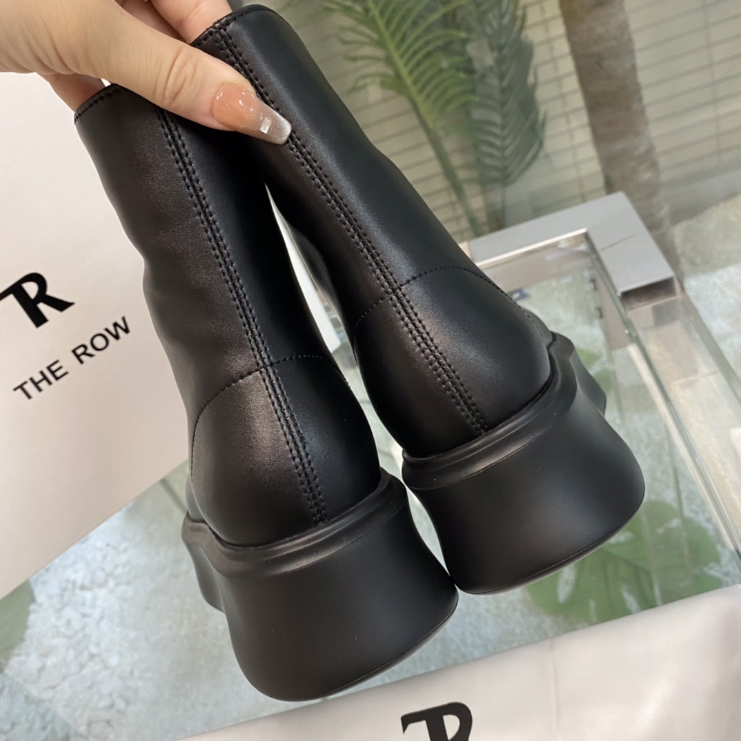 The Row Zipped Boot 1 In Leather - DesignerGu