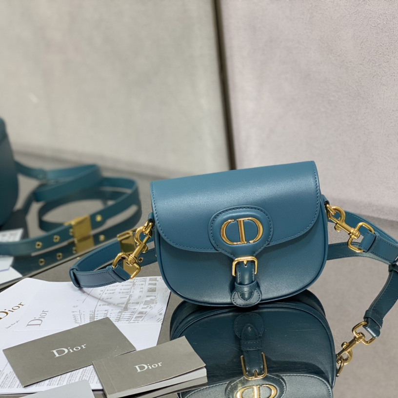 Dior Small Dior Bobby Bag(18-14-5cm) - DesignerGu