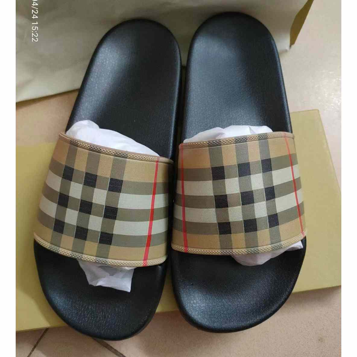 Burberry Check  Sandals - DesignerGu