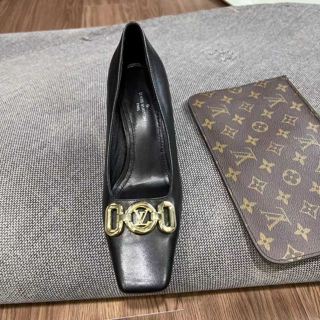 Louis Vuitton Revolving Cliff   1AAE23 - DesignerGu